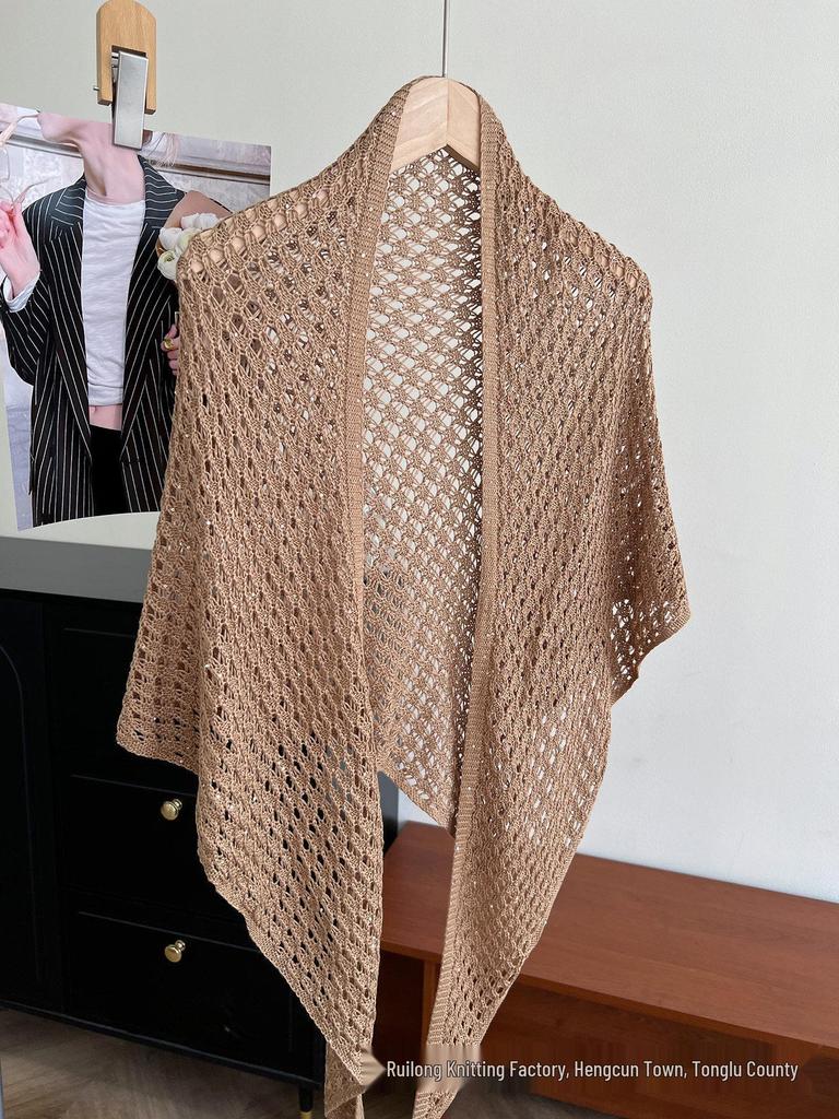 Versatile Summer Ice Silk Shawl for Sun Protection and Air-Conditioned Rooms