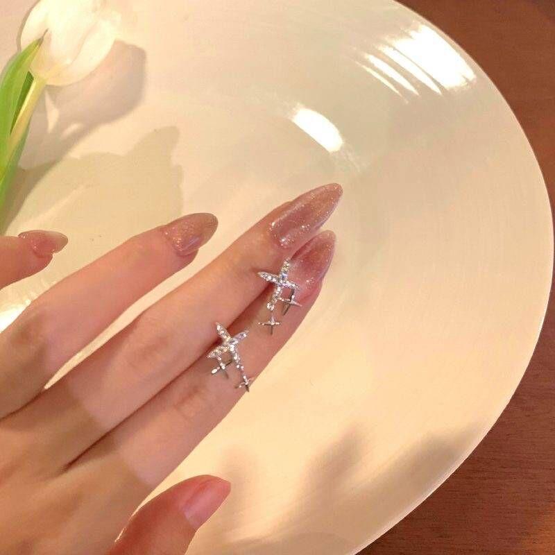 

opal love earrings light luxury niche ins stud earrings design sense high-end earrings women s simple retro exquisite tide