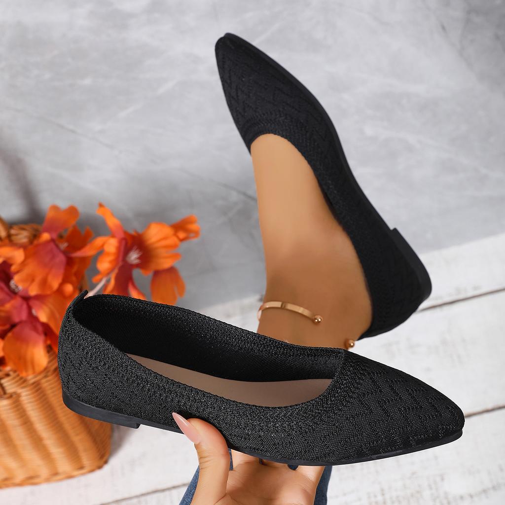 Women Flats Shoes 2025 New Knitted Slip on Shoes for Women Pointed Toe Solid Color Loafers Casual Breathable Flat Sneakers Women