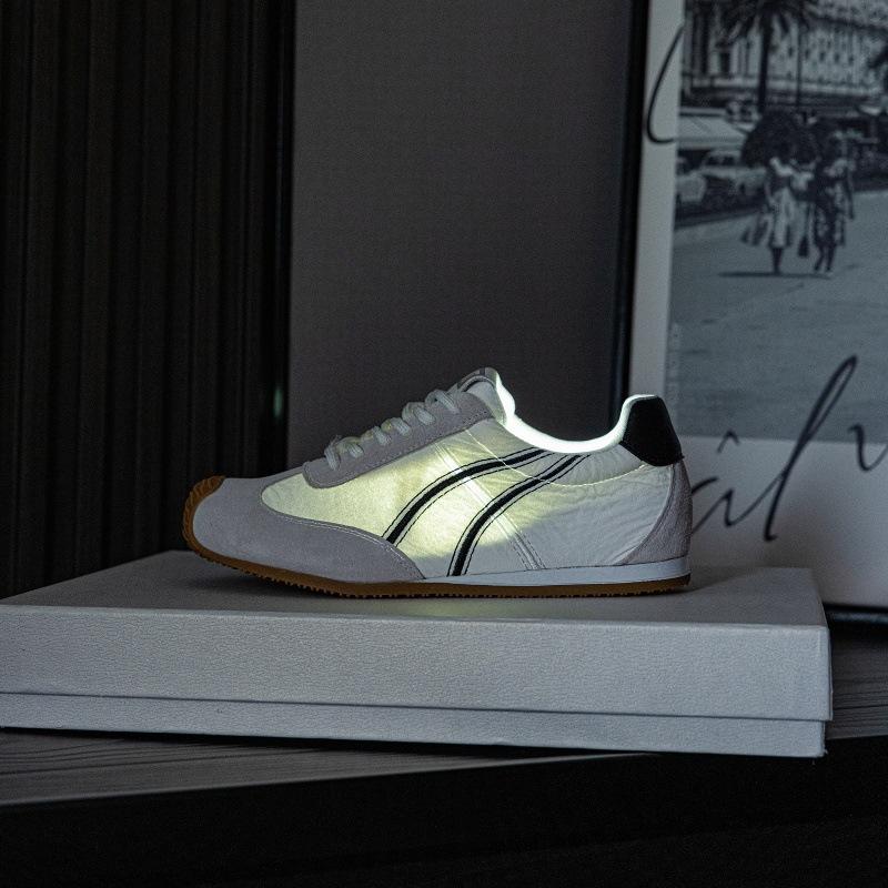2025 Spring and Summer New Leather Soft-soled German Training Shoes Women's Casual Flat-bottomed Versatile Sports Student Women's Shoes Trendy Cool