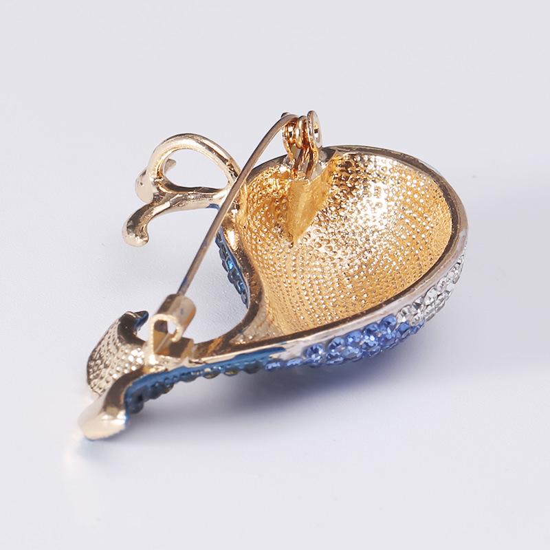 Temperamentvolle, modische, mit Diamanten besetzte Wal-Brosche, Tier-Brosche aus Legierung, Accessoire-Anstecknadel, Seidenschal-Schnalle, Kragennadel