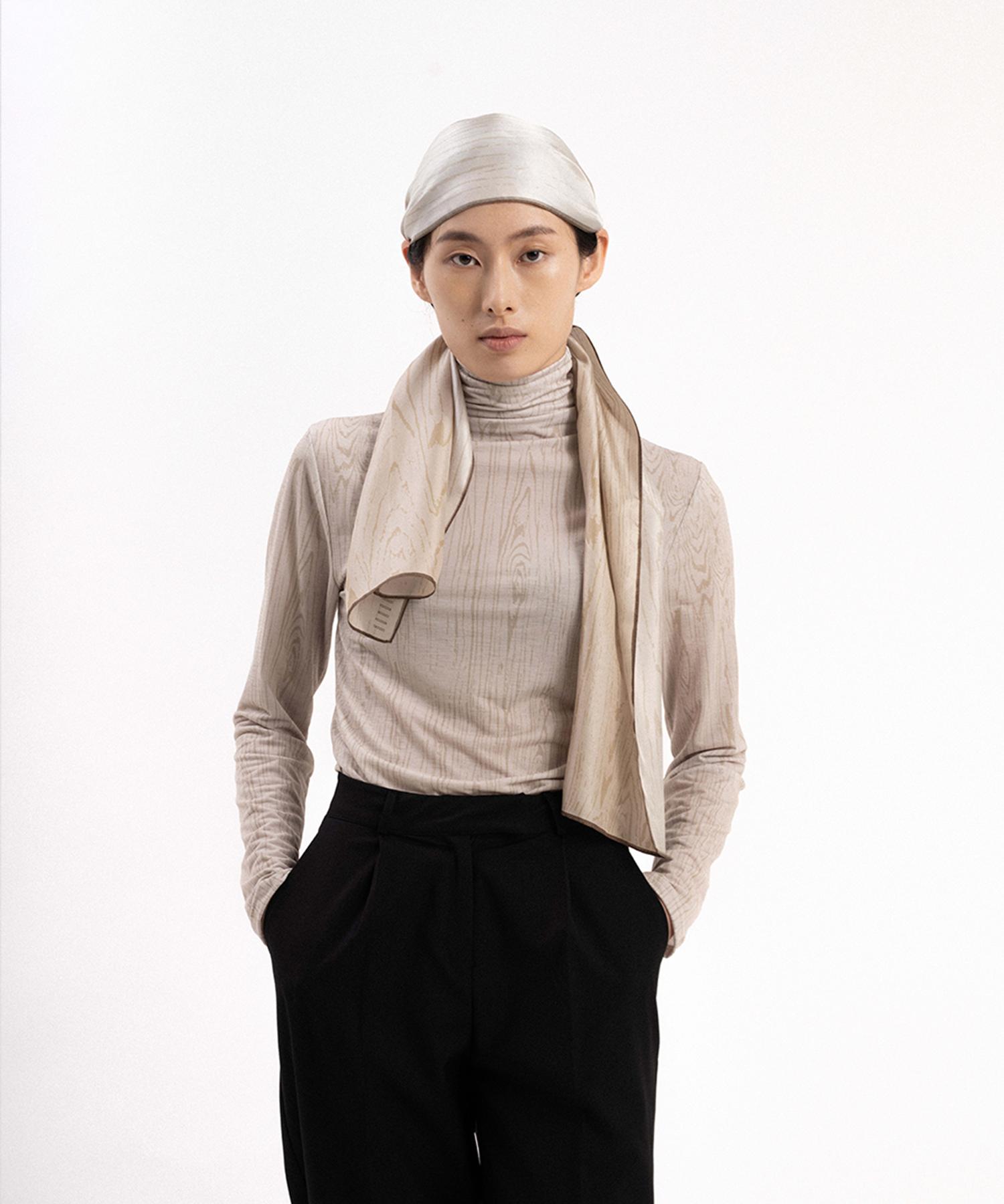 Gomok Tree Ring Turtleneck Black/Free