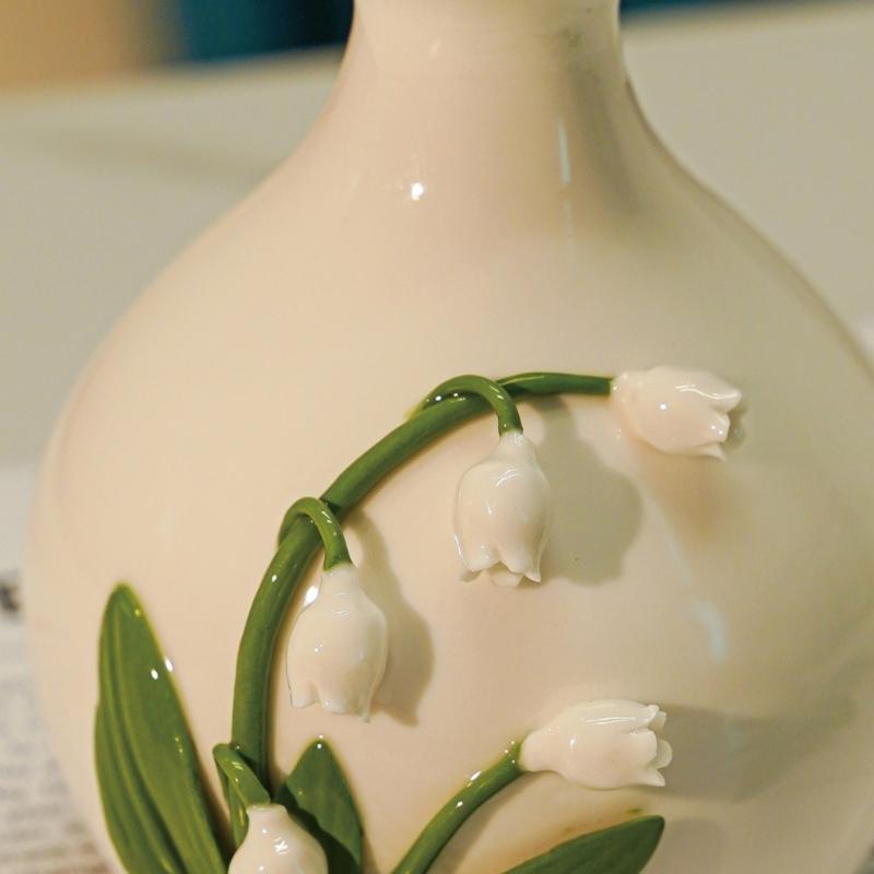 Sink Side Soap Pump Bottle with White Body and Flower Pattern for Bathroom Sink Use, Guest Bath Placement, and Hand Wash Bottle Access