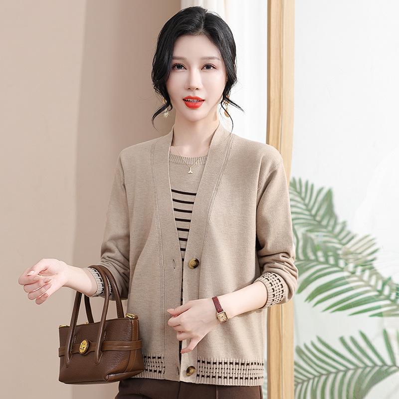 

Elegant Spring Knit Cardigan Set for Women – Age-Defying Style for Middle-Aged and Elderly L (Recommended 40-50 kg) верблюд