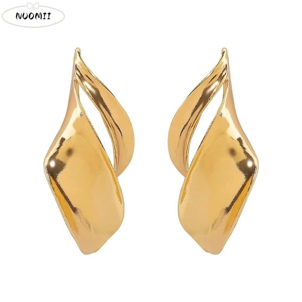 Temperament Exaggerated Design Twisted Leaf Earrings Light Luxury Leaves Big Stud Earrings Simple Ladies' Earrings Women