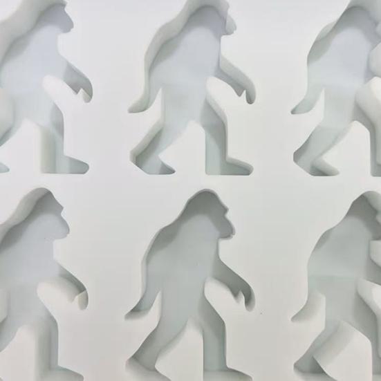 Ice Cube Mold 6-Cavity Gorilla Shape Ice Cube Tray for Whiskey Cocktails DIY Treats Reusable Easy Release Popsicle Molds