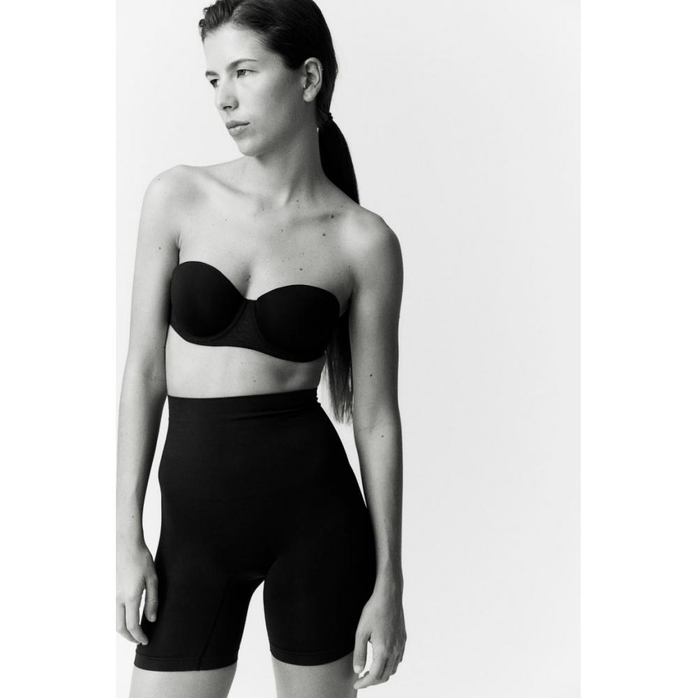 

H M Shaping Push Up Biker Shorts Black