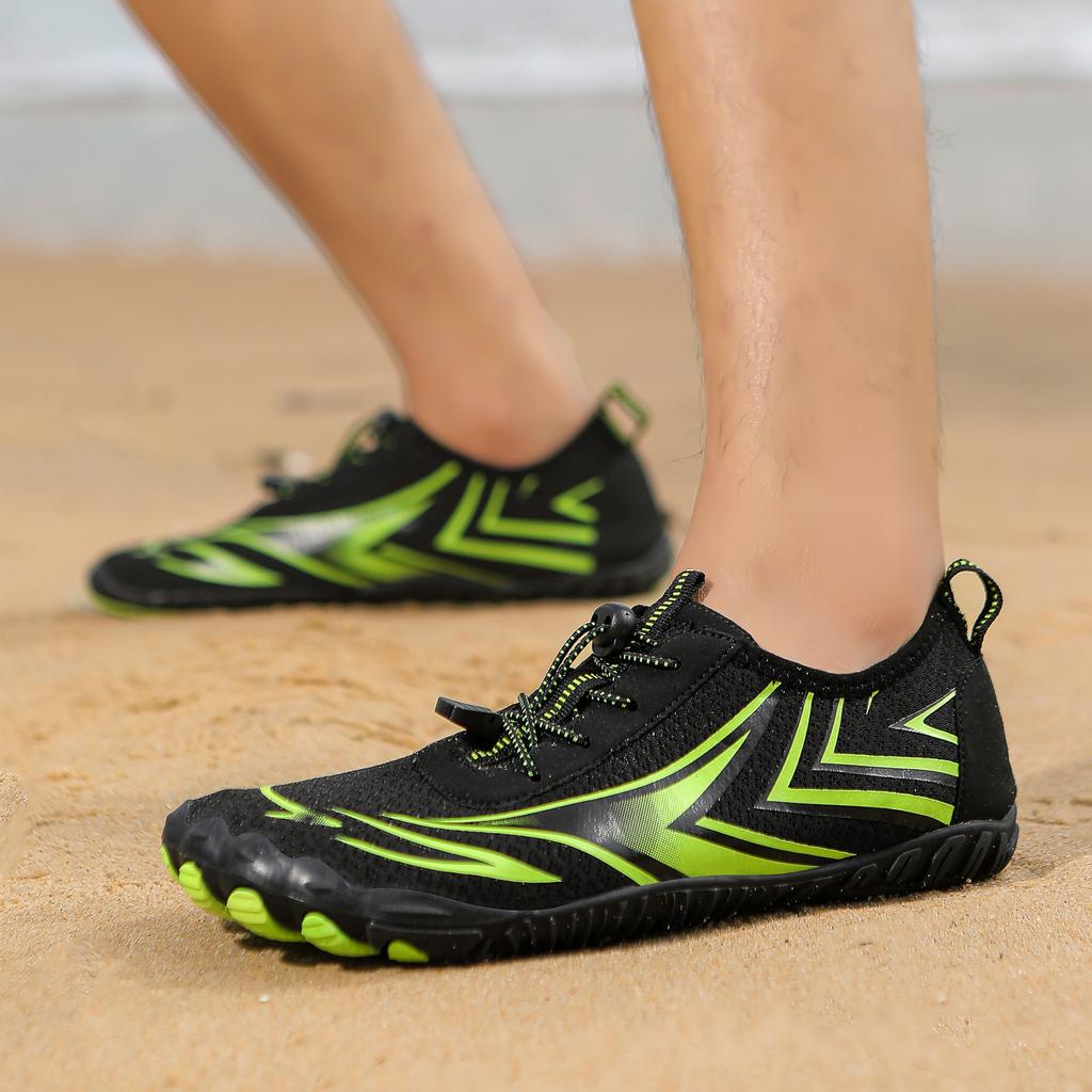 Outdoor new five-finger barefoot shoes hiking shoes surfing hiking shoes rock climbing off-road men's and women's wading shoes