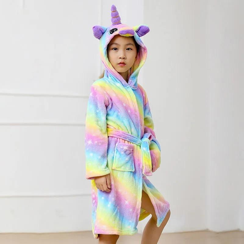 

Мужской весенний халат с длинным рукавом 140