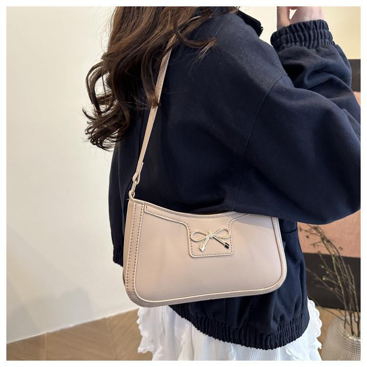 Underarm Girl Fashion Bag With Zipper Design And Bow Decoration For Daily Use