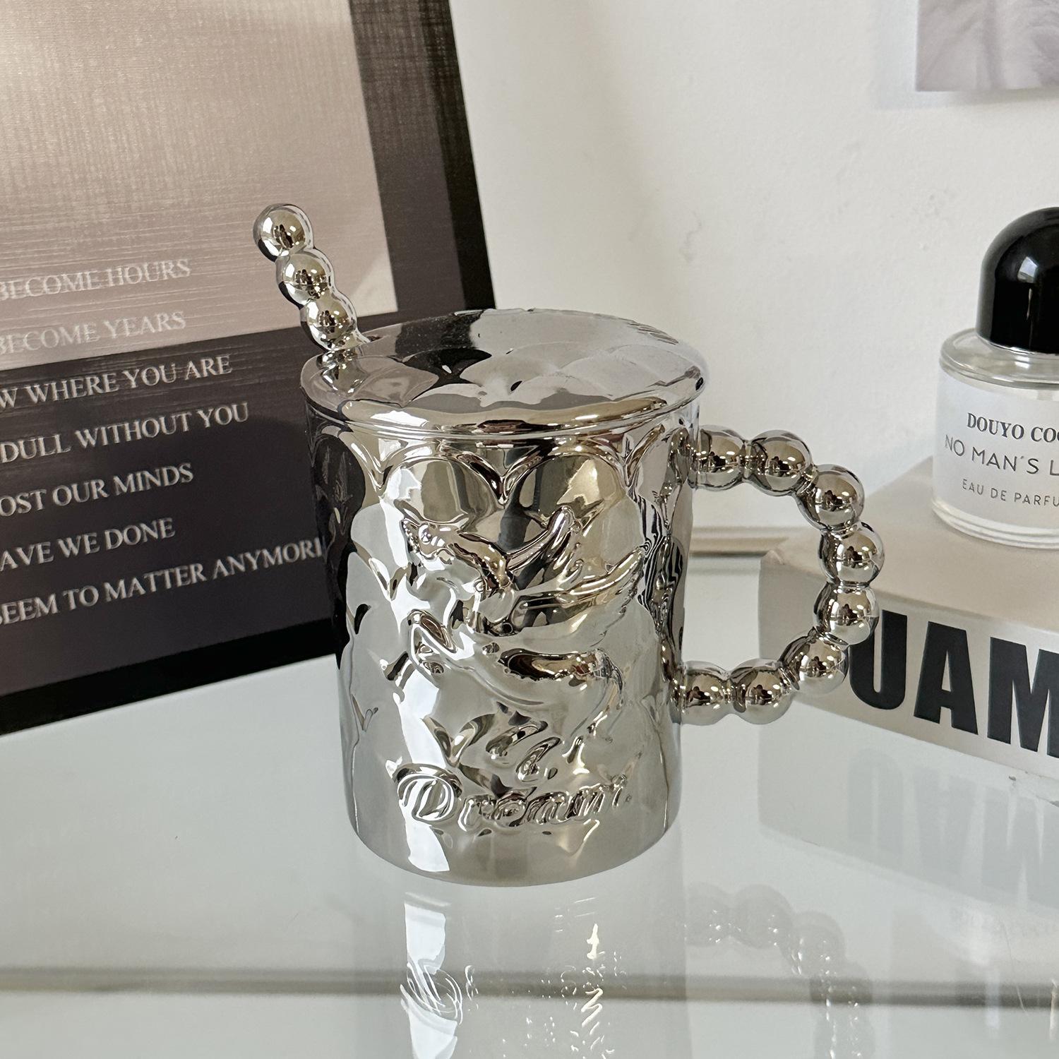 

Кружка с крышкой и ложкой в стиле инс, высокая ценность, керамическая чашка для девушек, простая чашка для воды, парная, офисная чашка для кофе 301-400ml