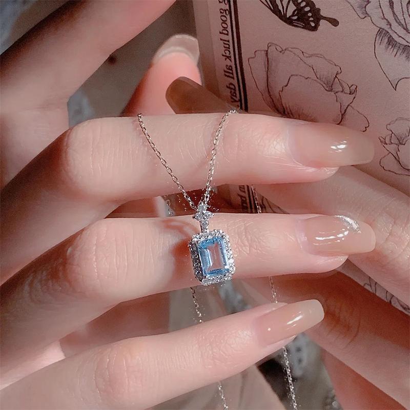 Vintage Sea Blue Zircon Square Pendant Necklace For Women Girls Delicate Clavicle Charm Chain Necklace Party Jewelry Accessories