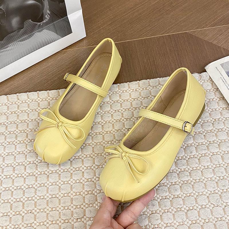 Korean version of square head bow Mary Jane shoes women's 2025 spring new versatile light mouth single shoes soft sole comfortable ladyshoes