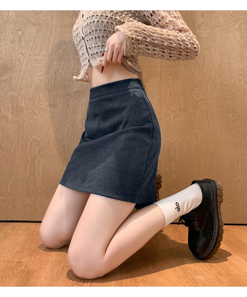 Autumn/Winter 2025 High-Waist A-line Woolen Flannel Skirt: Slimming, Hip-Hugging Design for Women