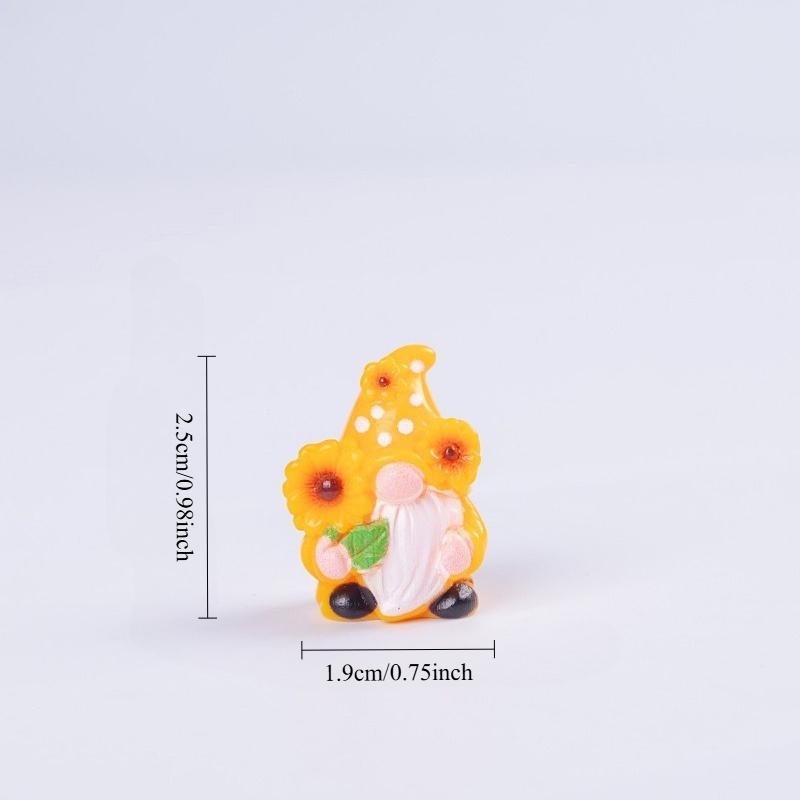 Mini 6Pcs Gnome Figurines Resin Crafts Micro Landscape Ornaments Car Desktop Lawn Decor Elf Bonsai DIY Christmas Decorations