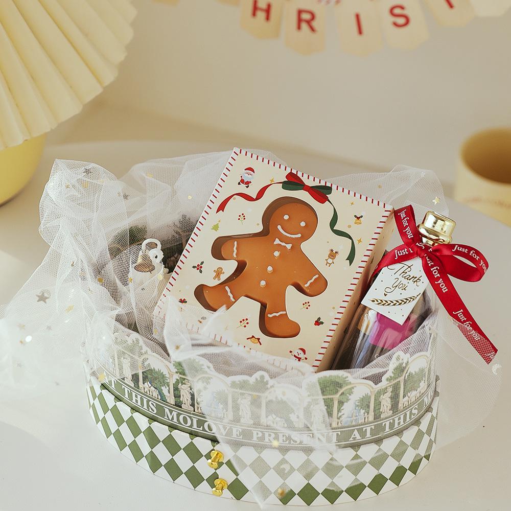 Gingerbread Man Christmas Scented Candle - Festive Souvenir