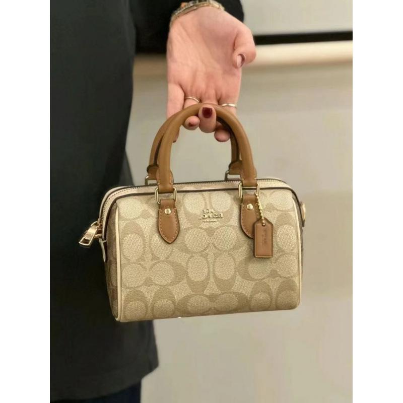 Сумка-кроссбоди Coach Rowan 2025 Classic Monogram Boston Mini 17.5 x 10 x 12 cm