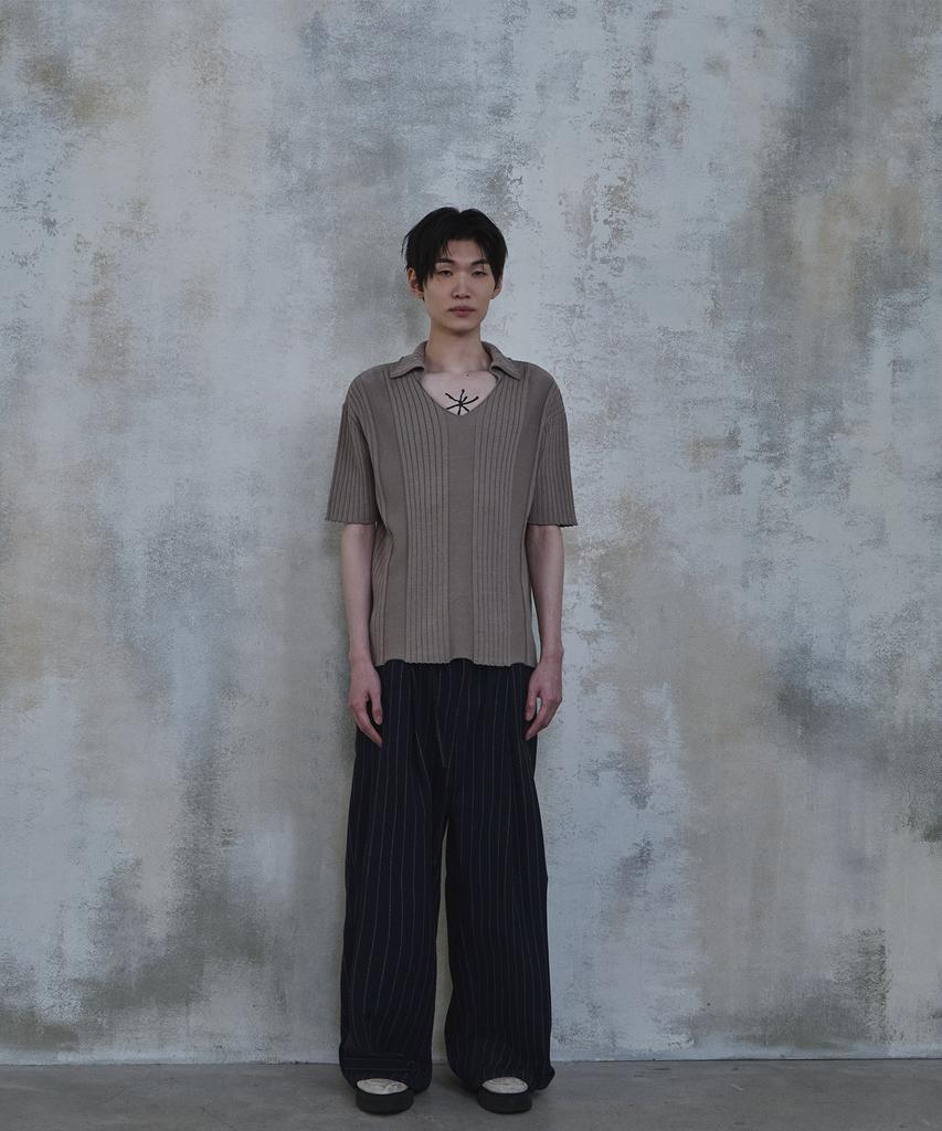 PARADIGMFILM [Ep.02] Fold-In Collar V-Neck Knit (Mocha Beige)