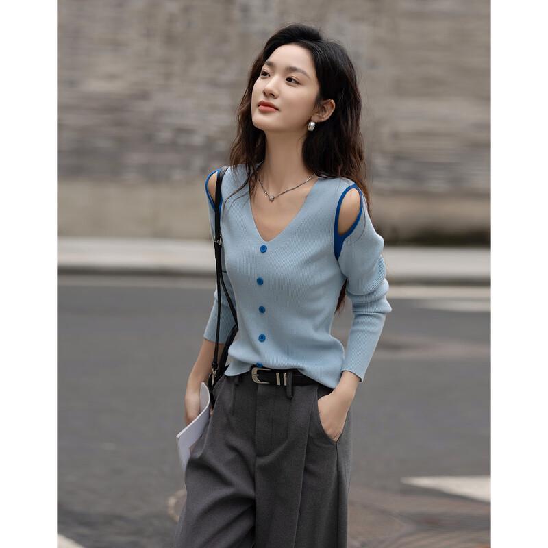 Demana Lightweight Hollow Out V-Neck Knit Top
