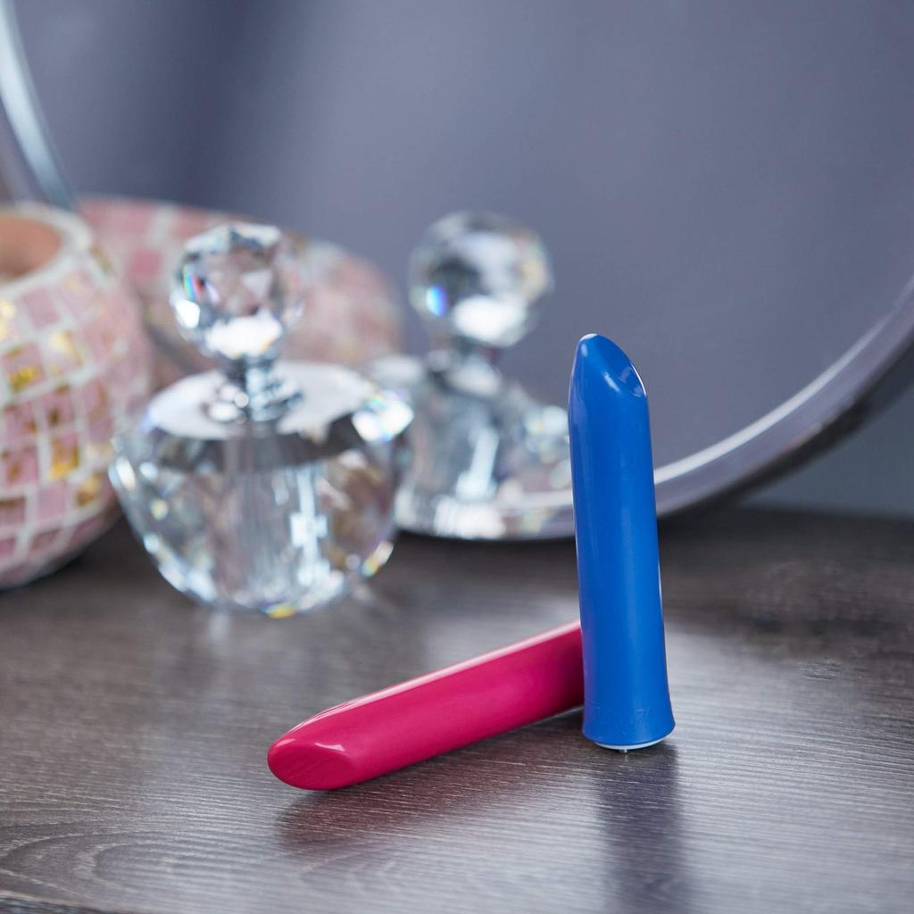 We Vibe Tango Vibrator for Women Stimulating Toy for Her and Hers 8 Different Vibration Modes Waterproof Rechargeable - - - -