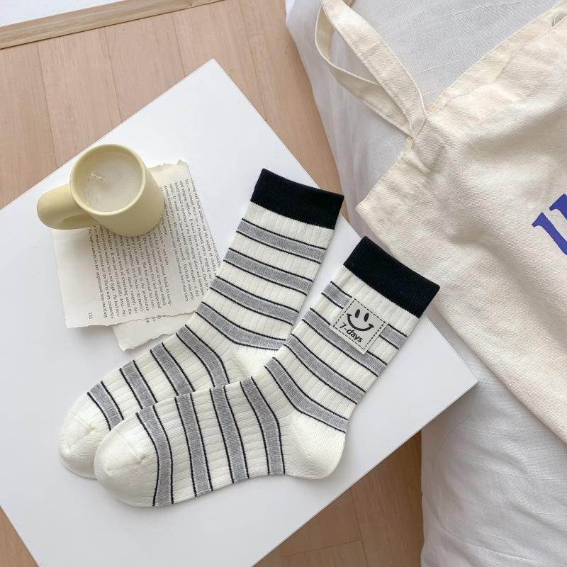 Cartoon Smiley Face Cloth Label Thin Breathable Socks Striped Casual Pile Socks