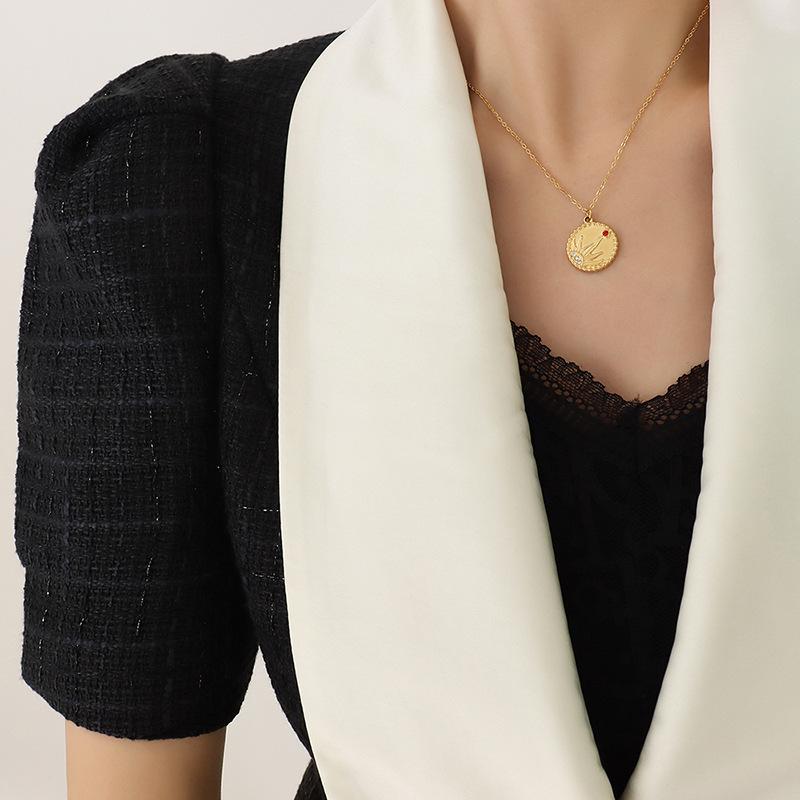 

О-образная цепочка геометрического типа европейская красивая женщина холодный ветер восход солнца преломление ожерелье титановая сталь круглый бренд циркон инкрустированные аксессуары