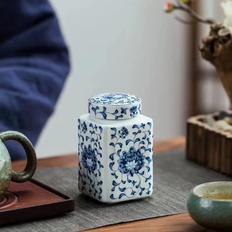 

Винтажная керамическая банка для хранения