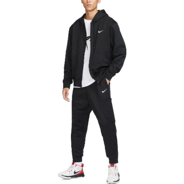 Nike Pantaloni Cargo con Tasche Affusolate Uomo Pantaloni Neri FB7110-010