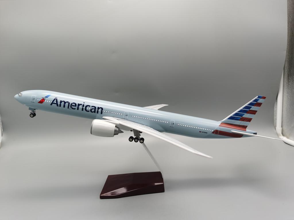 Decorate Airplane 47CM 1/157 For American Airlines (USA) Airplane Model 777 B777 Plastic Resin Replica Plane Model Collection