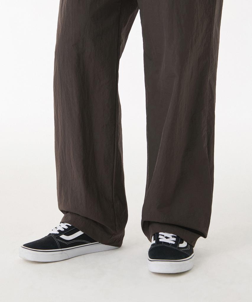 Musinsa Standard Nylon Wide String Pants [Brown]
