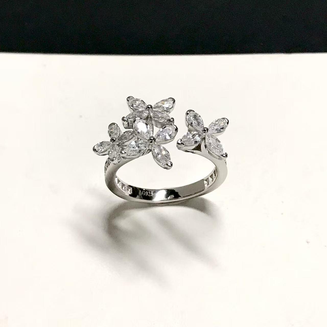 

S925 Silver Marquise Cut Diamond Butterfly Quartet Ring - Women s Light Luxury Style Size 8