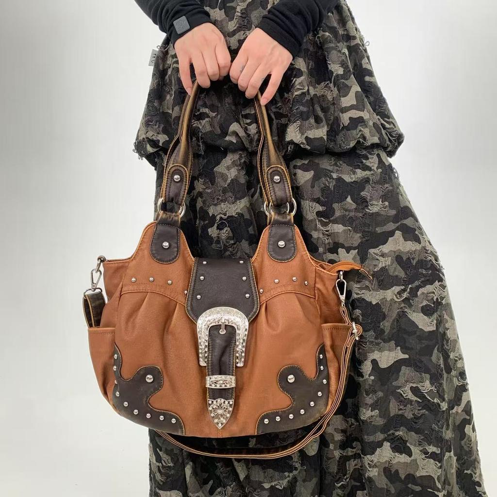 Ladies Millennial Spice Shoulder Bag Large Capacity Vintage Rivet Locomotive Tote Bag