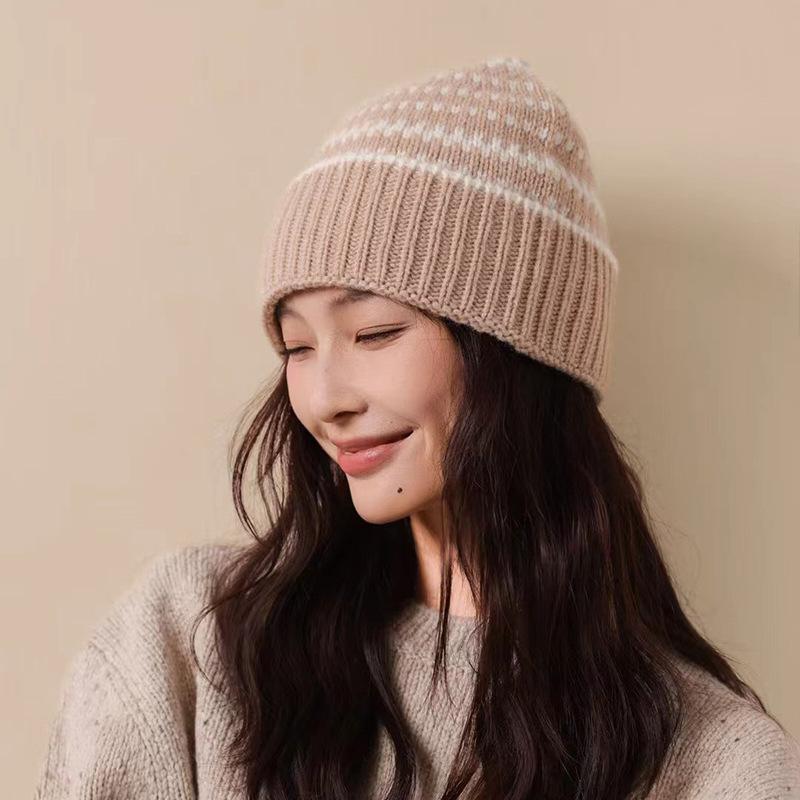 % Wool Retro Striped Knitted Hat Women's Autumn and Winter Versatile Face Small Warm Wool Hat