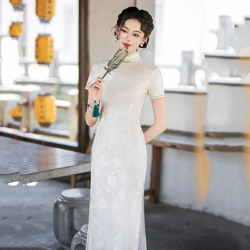 Off-white National Style New Chinese Long Cheongsam Improved Young Women's High-end Sense Retro Slim Catwalk Summer