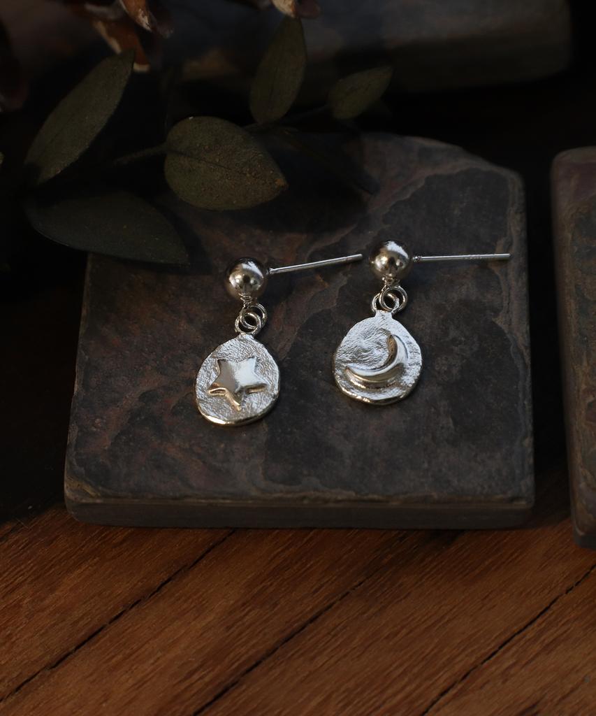 Iris Memory-Hope Moon Star Silver Ball No. 17 Earrings-Silver