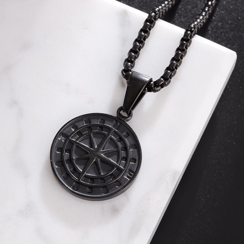 Stainless Steel Retro Mens and Womens Compass Necklace Punk Casting Compass Coin Pendant Jewelry Accessories