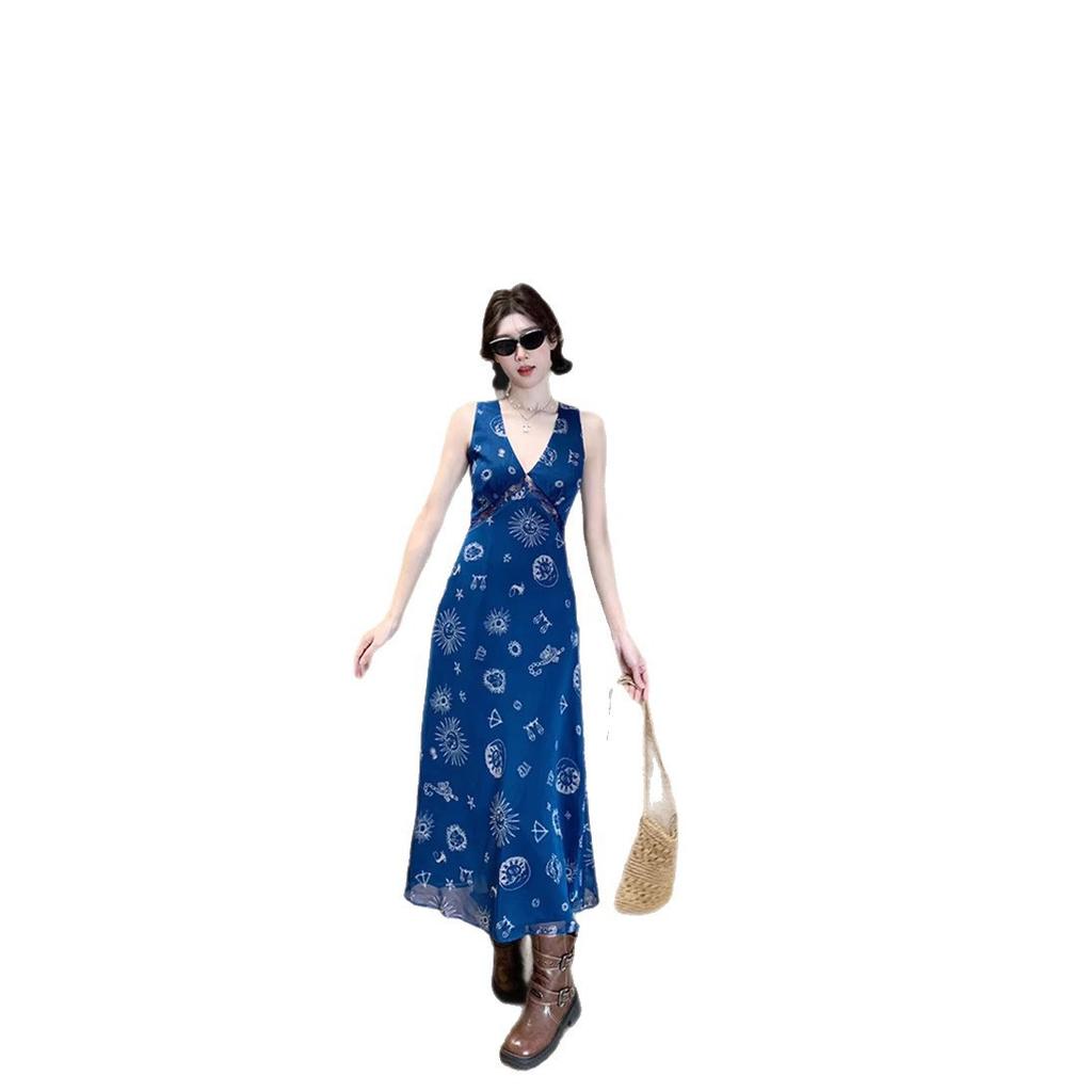 Retro feeling super good-looking V-neck vest dress seaside vacation style waist slim temperament suspender skirt 2026 summer