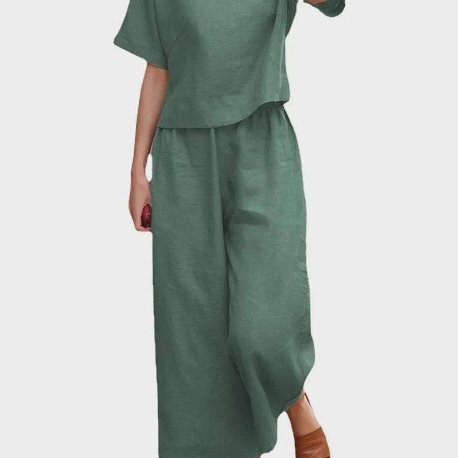 Plus Size Solid Color Short-Sleeve Sports Suit for Spring & Summer