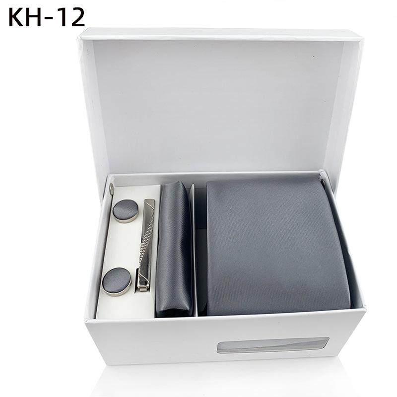 

Подарочный набор из 6 мужских галстуков, полотенце для кармана, зажим для воротника и манжета.