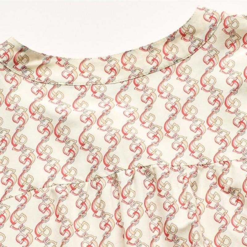 BCBG Chain Print Blouse B4s2b424