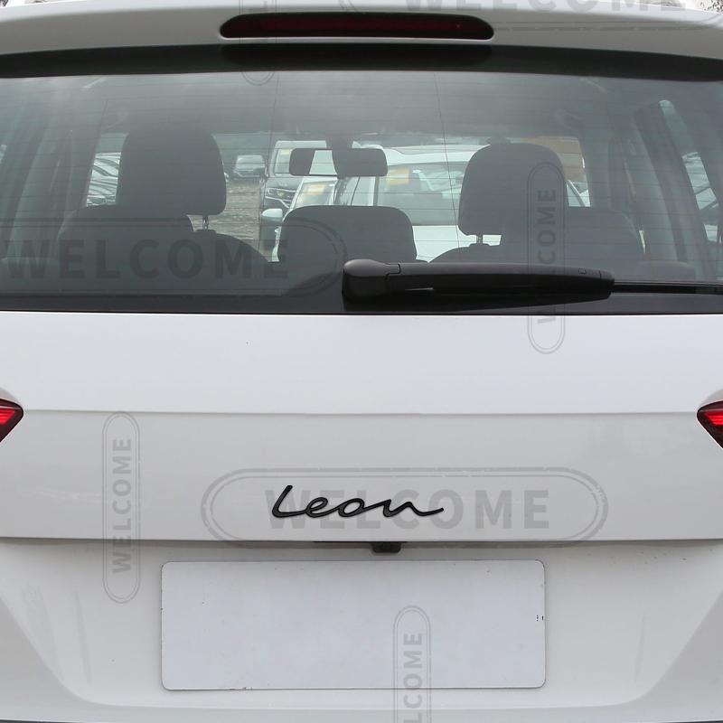 Emblema Lettere Auto Metallo 3D Per Logo Leon 5f MK3 MK2 Badge Adesivo Rame Opaco Decalcomanie Baule Accessori Styling