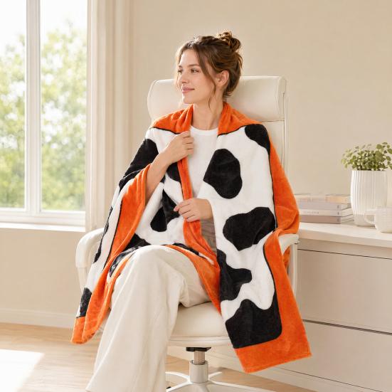 Flannel Cow Print Blanket, Soft Warm Fuzzy Fleece Throw Blanket, Cozy Plush Blanket for Couch Bed Travel