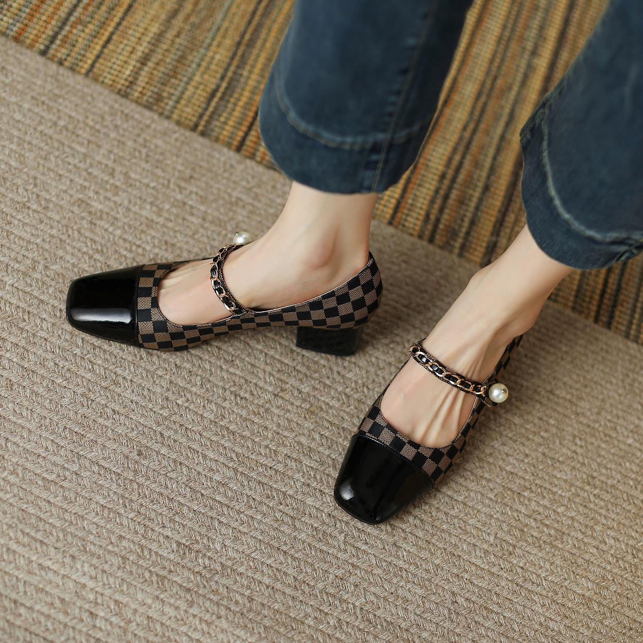 

Французские ретро туфли ранней весны для женщин, одиночные туфли из кожи в клетку, маленькие ароматные ветры, средний каблук, толстый каблук, кожаные туфли Мэри Джейн