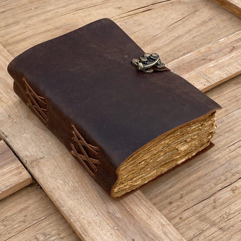 Handmade Vintage leather Journal - Blank Spell Book of Shadows, Grimoire Journal, Travel Writing Notebook, Deckle Edge Paper Lock Closure