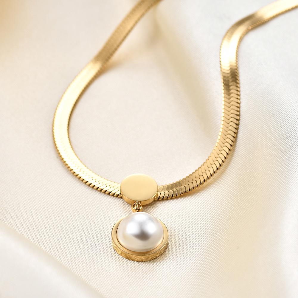 European Fashion Snake Chain Blade Necklace with Imitation Pearl - Valentine's Day Gift.