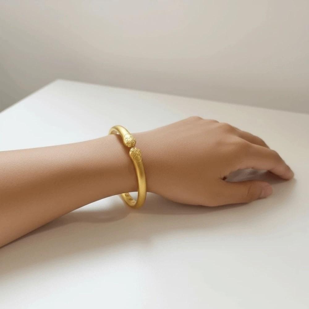 Thin Cat Paw Design Bracelet Baby Armlet Frosted Golden Wrist Jewelry Metal Opening Bangle  Women
