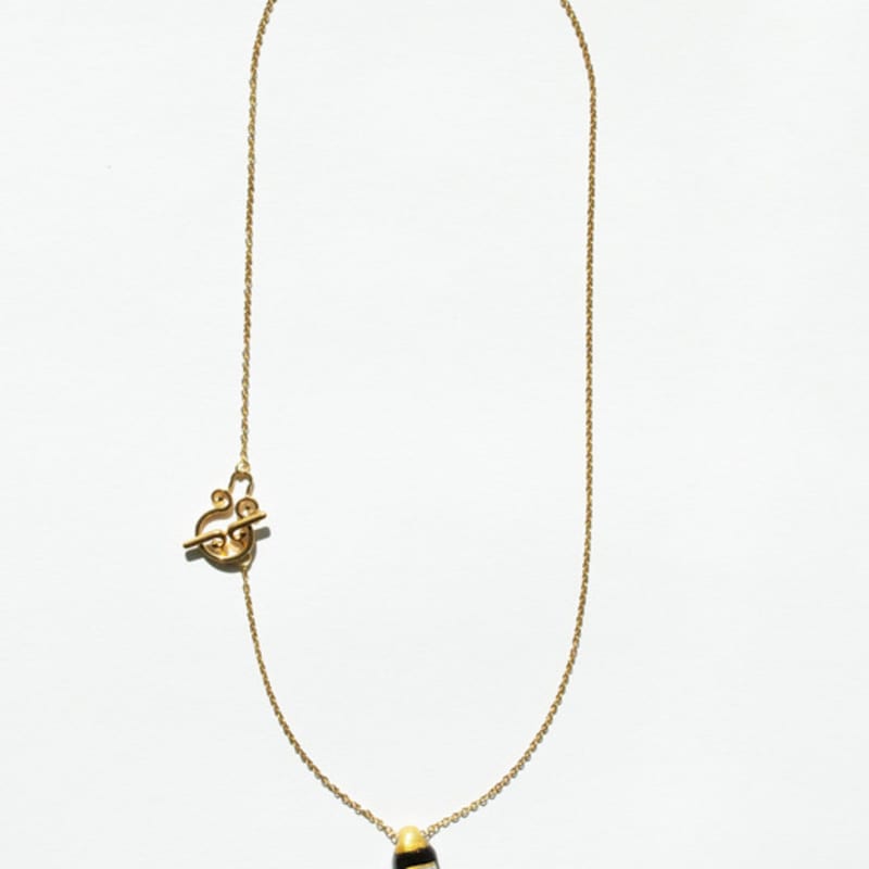 YAHNSISI Bottle Pendant Necklace - LOVE