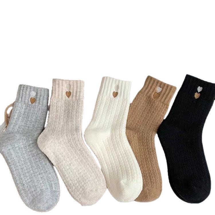Women's Velvet-Lined Ruffle Socks - Mid-Calf, Warm, Cute Heart Embroidery for Autumn/Winter