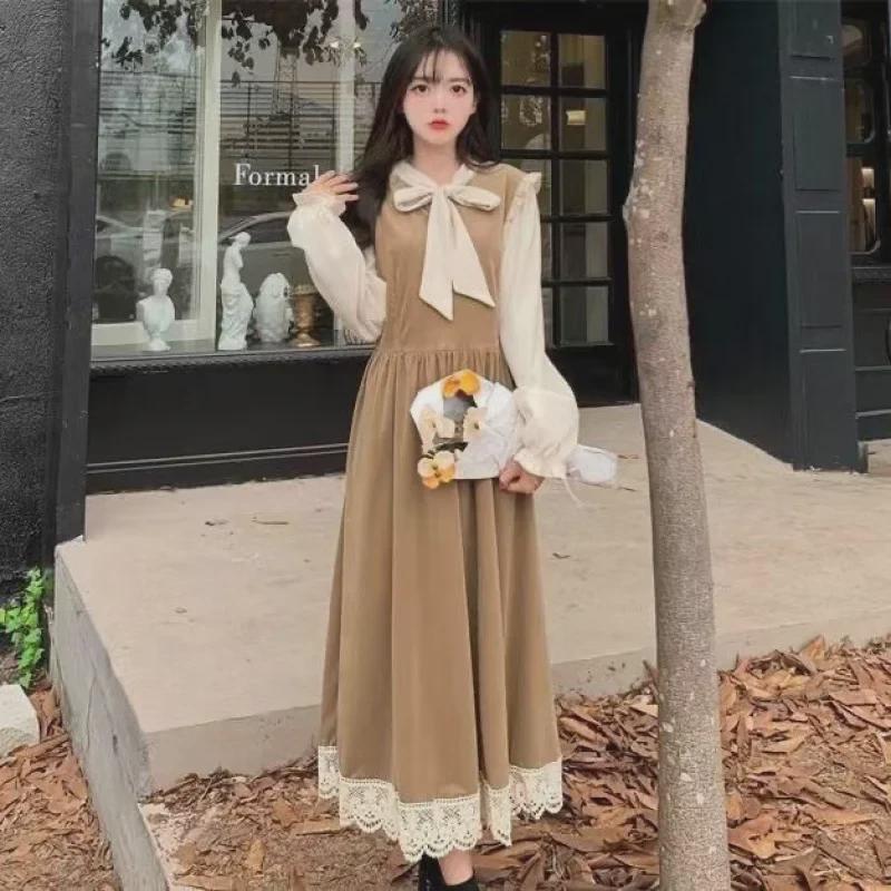 Sukienka z aksamitu z retro francuską kokardą i wysokim stanem - Kolekcja Wiosna i Jesień 2024