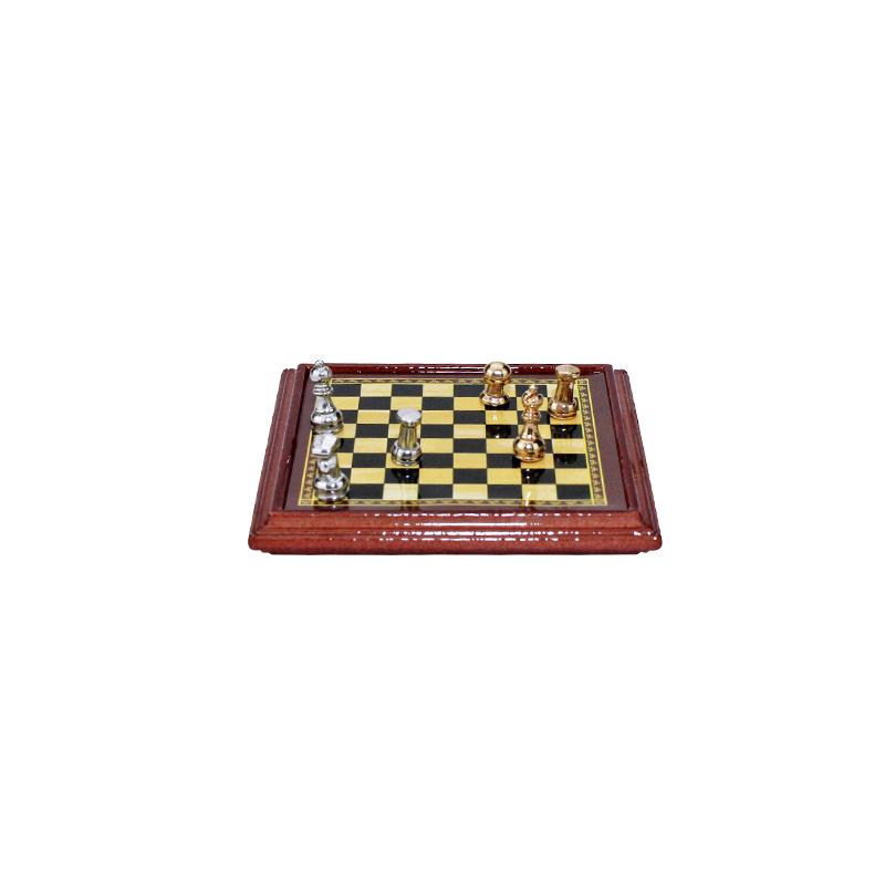 Miniature Dollhouse Accessories: Non-Magnetic Chess Set for ob11 Dolls